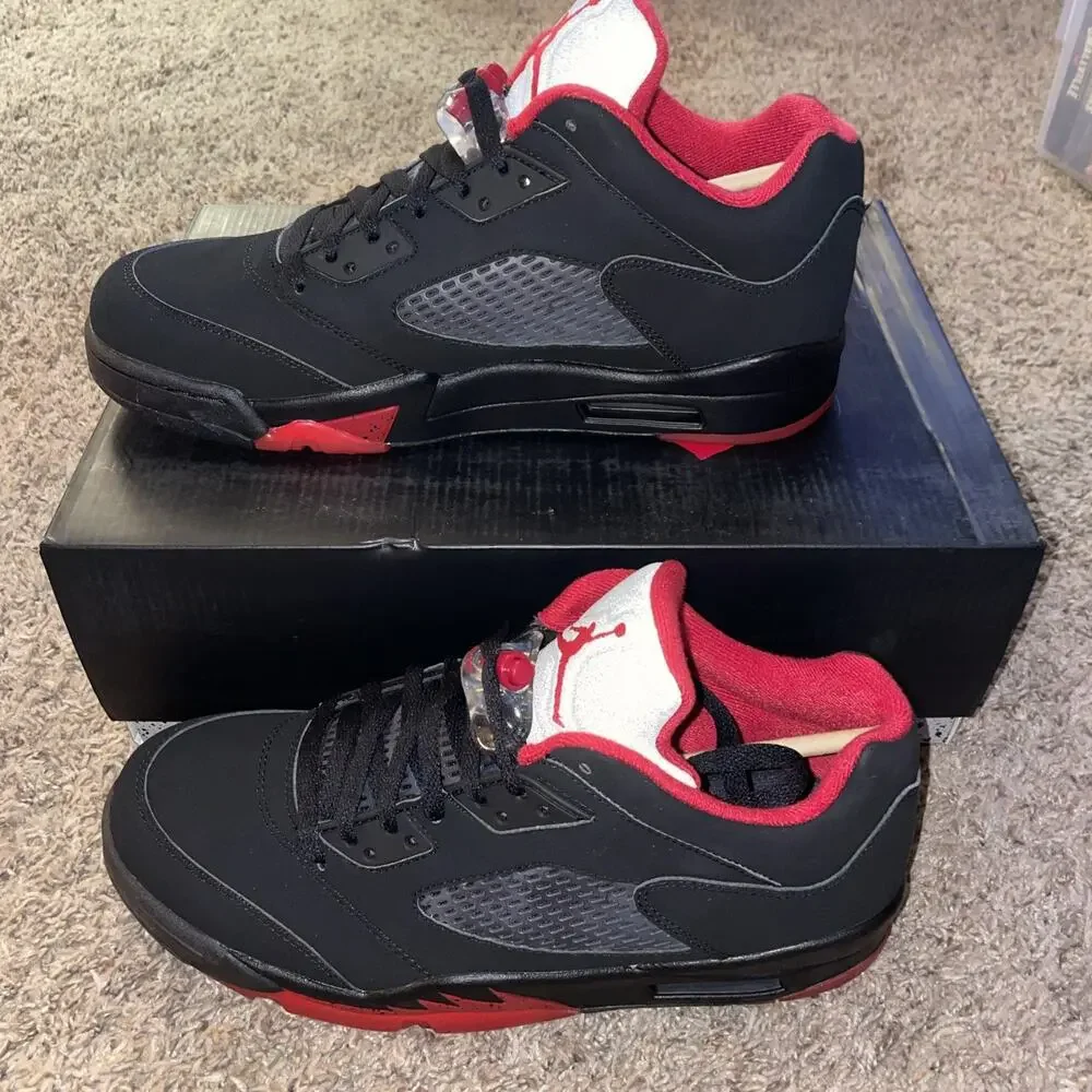 Size 10- Jordan 5 Retro Low Alternate 90 2016 NIB